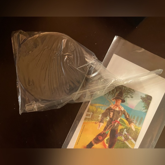 The Wizard Of Oz Scarecrow Doll Pink Label Collector. 2006 Barbie - Picture 12 of 14